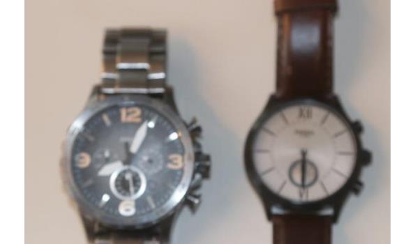 2 div horloges FOSSIL type JR1437 en NWD2F15, werking niet gekend, met gebruikssporen